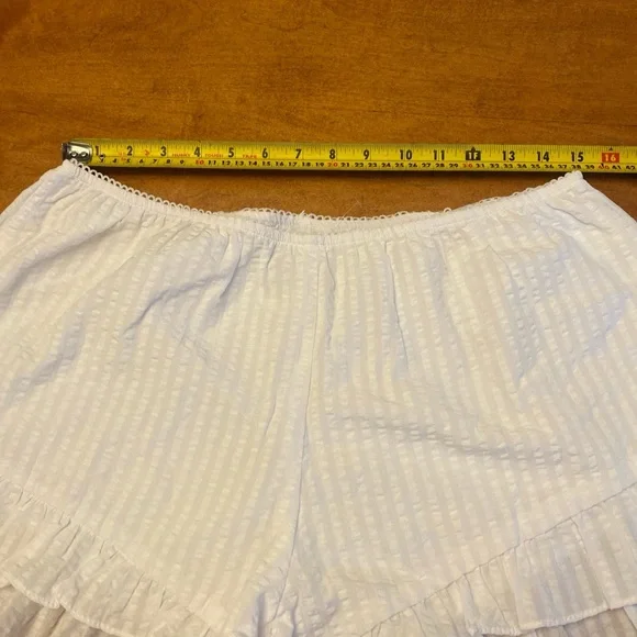 Princess Polly White High Waist Shorts - Picture 5 of 7